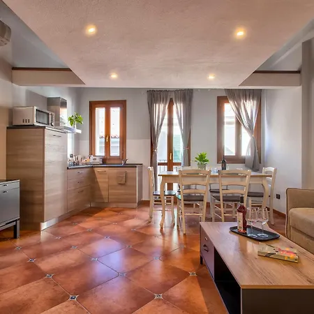 公寓 萨多摩公寓